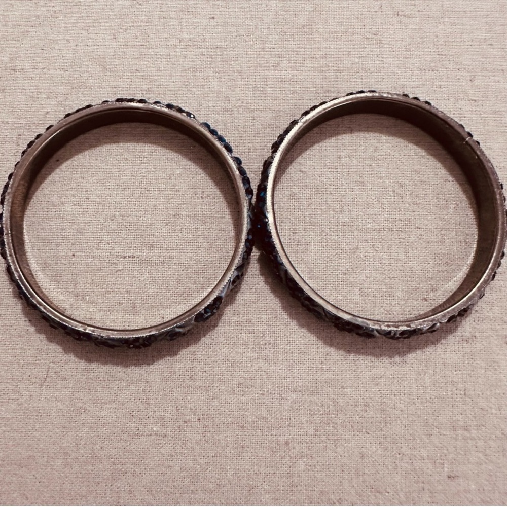 Chamak By Priya | Bracelet | Pair of Monotone Narrow Crystal - Picture 8 of 10
